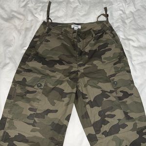 Garage- army pants